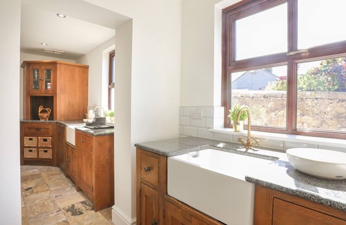 Cemaes Bay House | Monfa