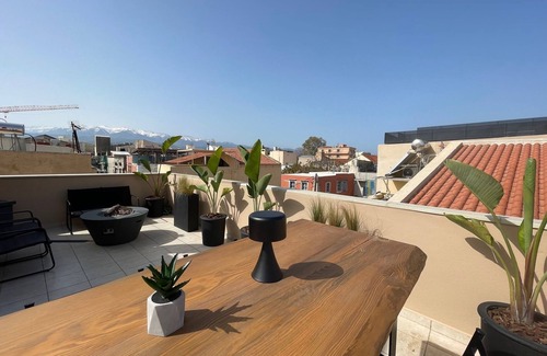 Old Town Apartment | Monk Rooms