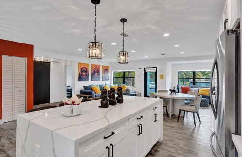 Lake Ridge House | Monkey House