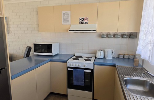 Denham Apartment | Monkey Mia Sharkbay . World Hertiage Area. nDenham Unit sleeps 6 people