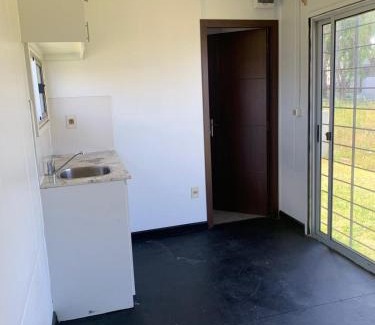El General Apartment | Monoambiente contenedor