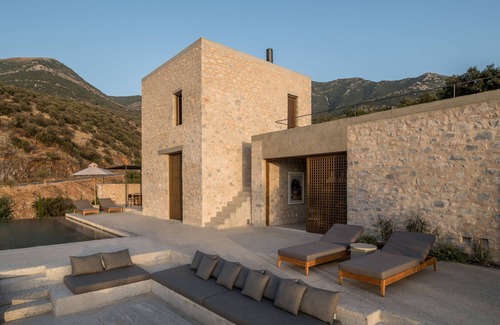 Lefktron Villa | Monolithoi Villas Mani