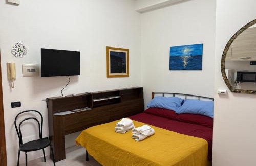 Locri Apartment | Monolocale Agesidamo