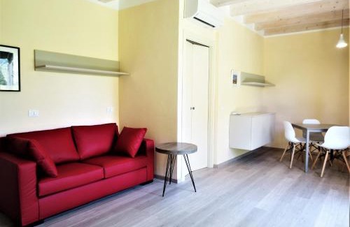 Punta Ala Apartment | Monolocale con giardino a 100m dal mare Punta Ala