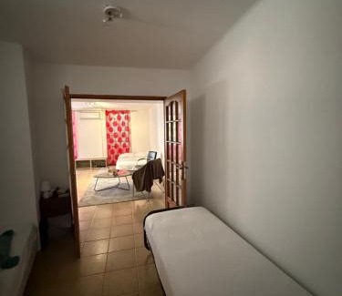 Sainte-Maxime City Centre Apartment | Montée de lépagneul
