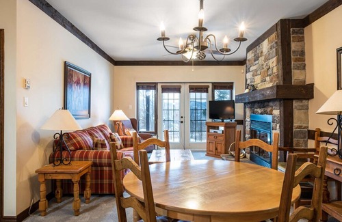 Mont-Tremblant Condo | Mont-Tremblant - Algonquin | 122-07