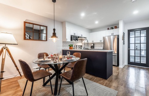 Mont-Tremblant House | Mont-Tremblant Golf Getaway (season rentals)