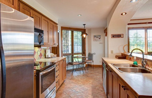 Mont-Tremblant Condo | Mont-Tremblant - L'Equinoxe | 172-1