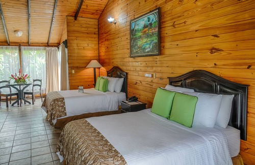 Arenal Hot Springs Hotel | Montaña de fuego Mountain Resort & Spa