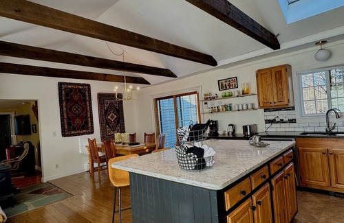 Montague House | Montague Meadows - 4-Bedroom Whole House - Space for the Whole Family