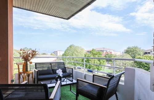 Blagnac Apartment | Montaigne - Proche Tram - 5min Aéroport