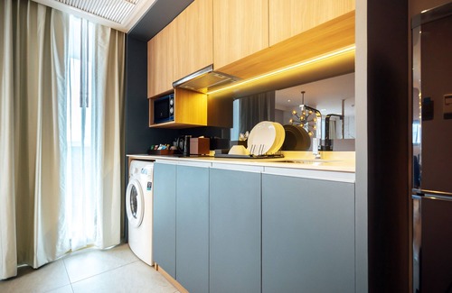 Huai Khwang Hotel | Montana Hotel & Residence