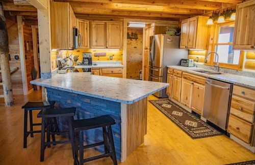 Red Lodge Cabin | Montana Living at its Finest in Meeteetse Meadows
