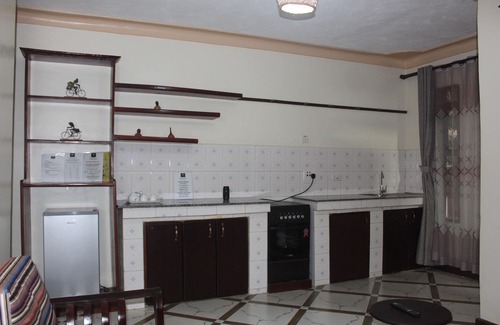 Fort Portal Hotel | Montane Safaris Hotel
