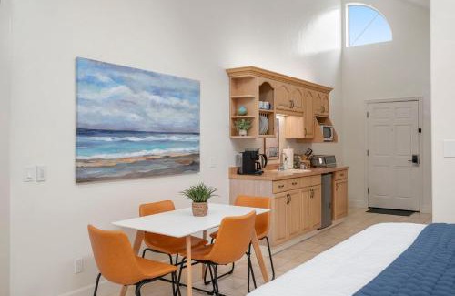 Half Moon Bay House | Montara Penthouse Elevated Comfort Above Downtown Half Moon Bay