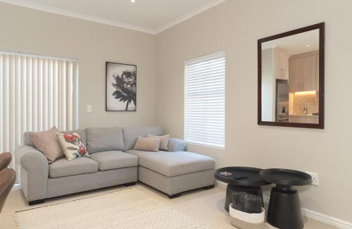 Stellenbosch House | Montbleu Cottage