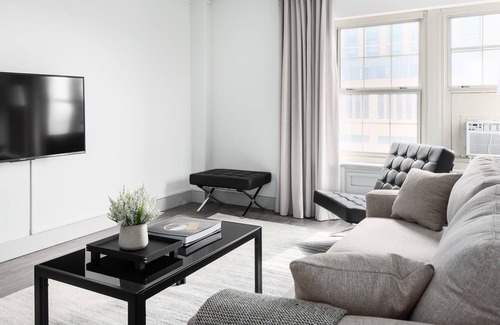 Central West End Apartment | MONTCLAIR - Modern CWE Apts near BJC by Zencity
