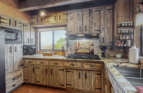 Northeast Heights House | Monte Vista! A home with city and mountain views!