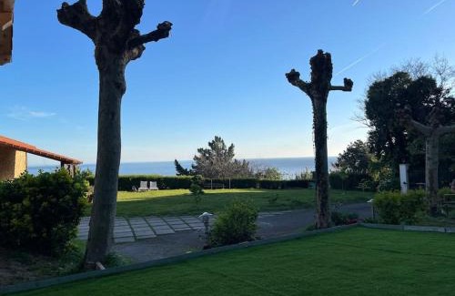 Mutriku House | Monte y playa junto al mar