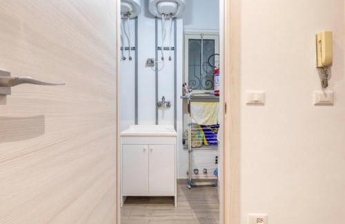 Vanchiglia Apartment | Montebello 42 Central Studio Apartments by Alterego