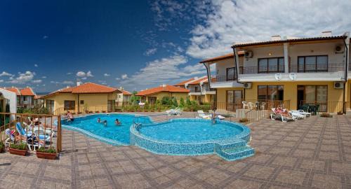 Sunny Beach Villa | Montemar Villas