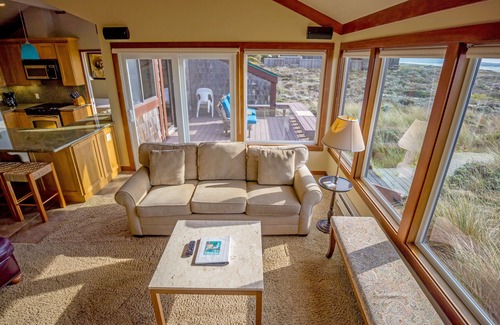 Castroville House | Monterey Dunes Beachfront.Book now without waiting!