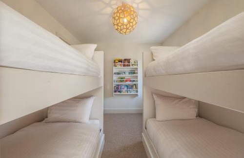 Thornham House | Monterey House