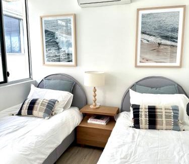 Caloundra Apartment | Monterey Lodge - Unit 18, 27 Warne Terrace, Kings Beach Caloundra