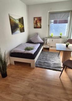Untermeiderich Apartment | Monteurunterkunft in Duisburg - Horststr 14 EGR