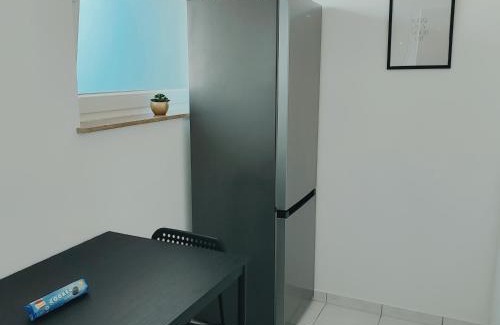 Langenfeld Apartment | Monteurwohnung Ferienwohnung Business Appartement rechts Langenfeld