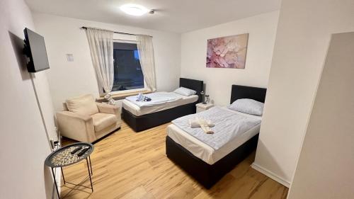 Brunsbuttel Apartment | Monteurwohnung in Brunsbüttel zentrale Lage mit Parkplatz & Blick zur Schleuse