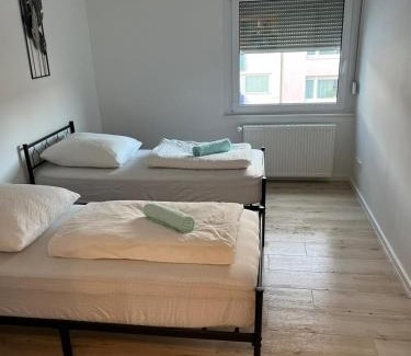 Pforzheim Apartment | Monteurwohnung mit Balkon und 4-Zimmern