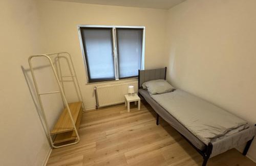 Dietrichsfeld Apartment | Monteurwohnung mit großem Garten