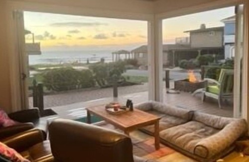 Park Hill House | Month Long- Seaside Cottage #PH70