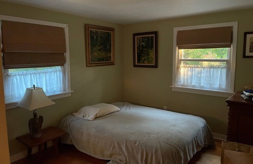 Holland House | Monthly Holland Center. Fabulous LARGE House. Walk bike & hike from home.