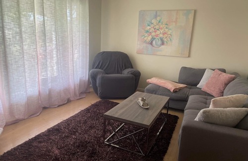 Downtown Gatineau House | Monthly room for rent (only ladies accepted)