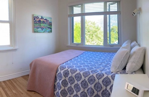Nelson House | Monthly, Spacious, Central, with Sauna and outside Ofuru tub