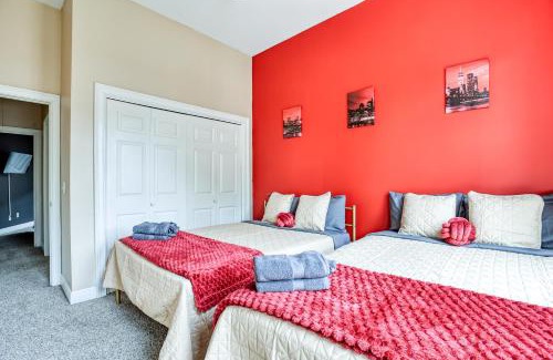Metropolitan House | Monthly Stays! - 5 mins to DT, Forsyth & Starland - Mini Gym - Balcony - Parking