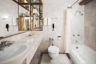Silom Hotel | Montien Hotel Surawong Bangkok