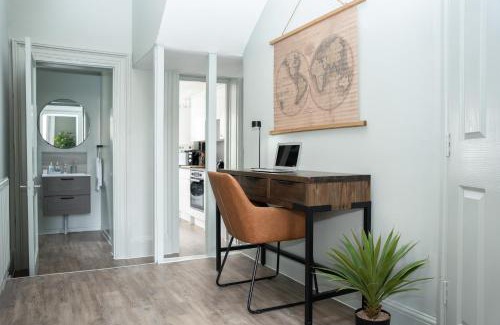 Montpellier Apartment | Montpellier Villa