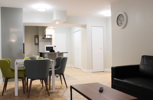 Downtown Montreal Apartment | Montreal at a Glance