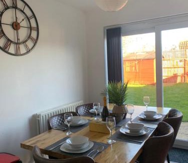 Swindon House | Montrose House