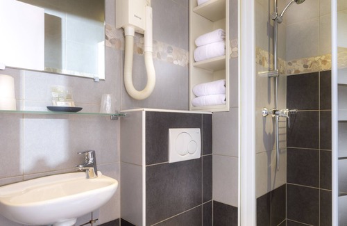 Quartier du Petit-Montrouge Hotel | Montsouris Orléans Hotel