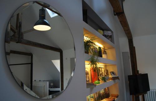 Lewes House | Montys Accommodation