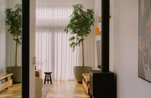Daylesford House | Monument House