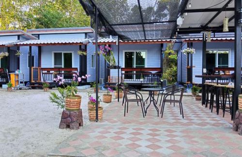Ko Mook Bed & Breakfast | Mook Raya Resort
