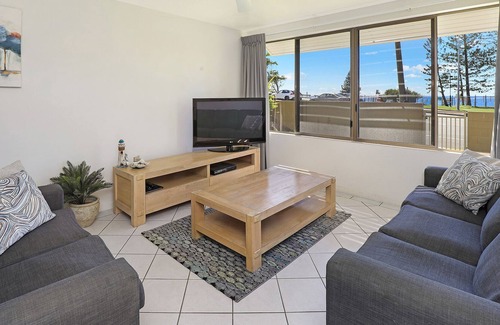 Sunshine Coast Apartment | Mooloolaba Beach front Paradise