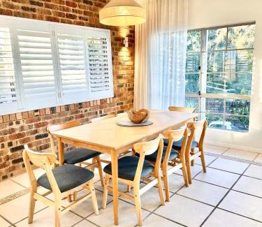 Mooloolaba Villa | Mooloolaba Coastal Canal Villa