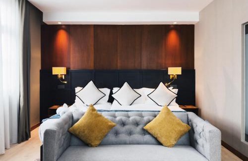 Downtown George Town Hotel | Moon Hotel