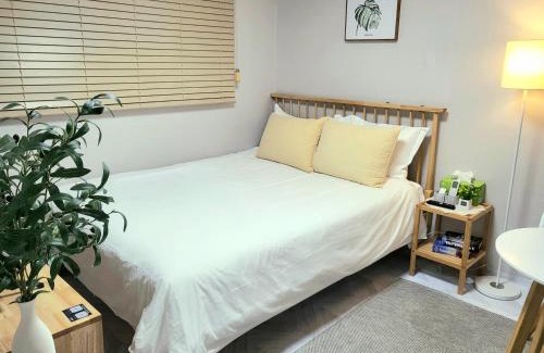 Haengun-dong Apartment | Moon House In Seoul #Quiet #Airport transport nearby#1 min to line2 nakseongdae subway